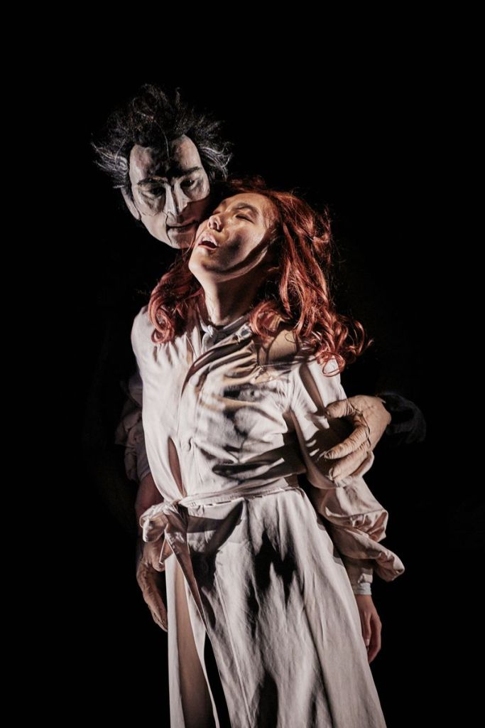 Dracula - Lucy's Dream © Christophe Raynaud de Lage